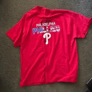 Phillies tshirt